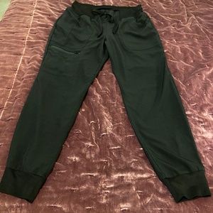 Women’s jogger scrub pants size petite small